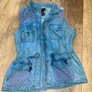 Brandon Thomas Light Blue Denim Vest